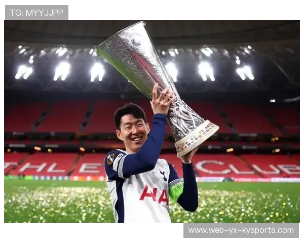 孙兴慜中场断球启动形成极速反击