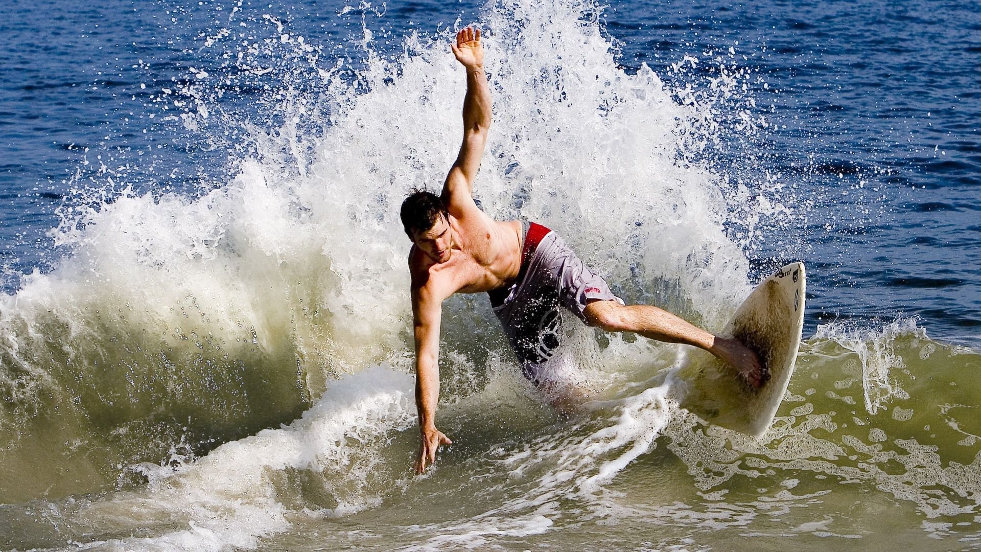 世界杯点滴:那些让人热泪盈眶的瞬间,如果让人回忆世界杯期间令人深刻的案例