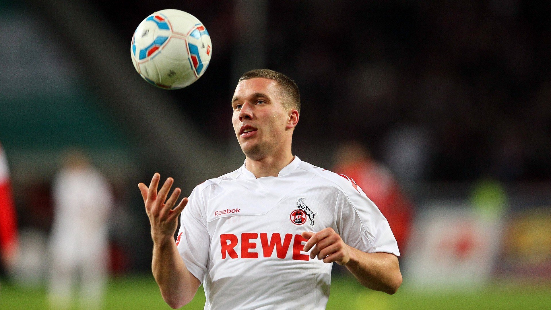 世界杯最震撼的单刀机会:门线奇迹拯救,世界杯门线悬案