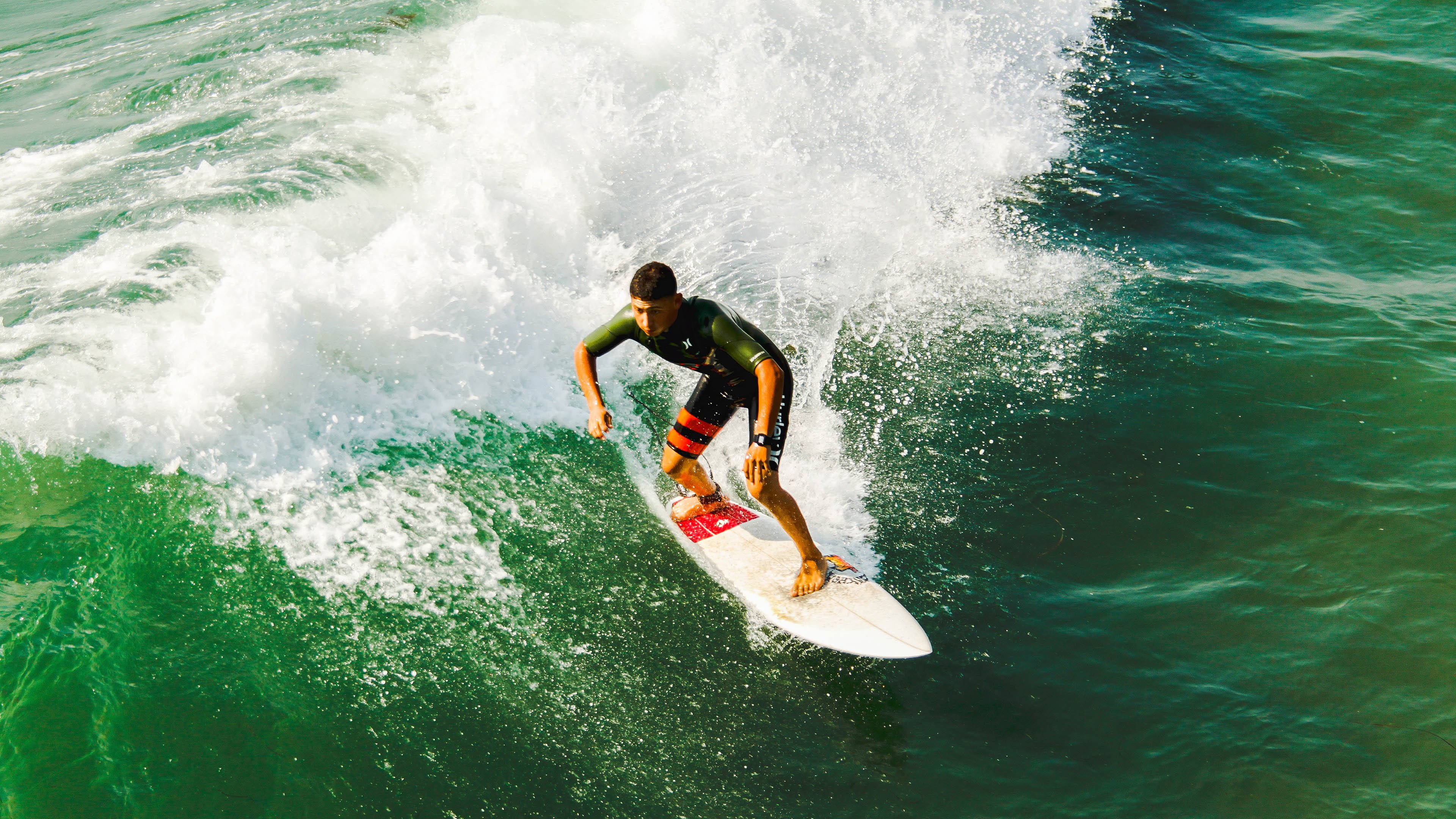 夺冠大猜想:赛季末或许改变格局的关键战役,夺冠里的比赛是真的吗