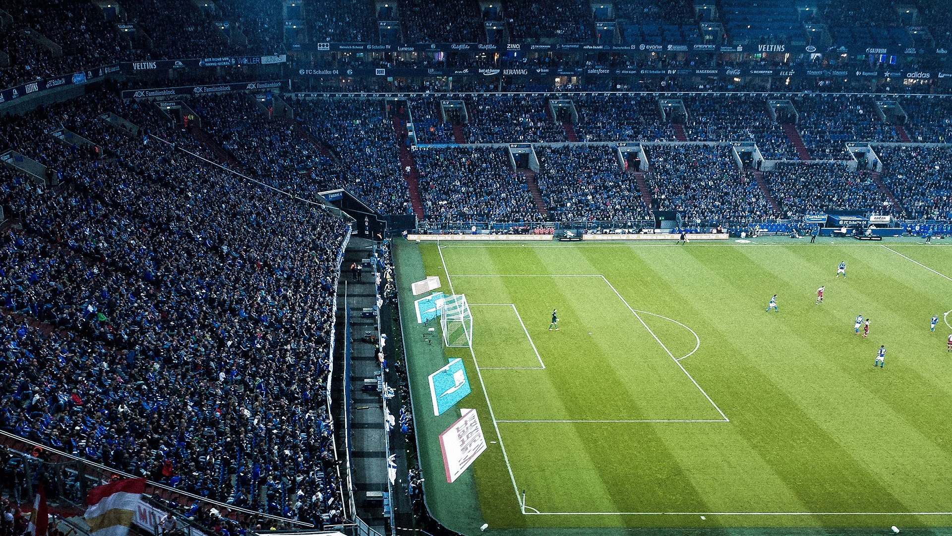 莱比锡红牛中场人数优势扼制反扑，莱比锡红牛是哪个联赛的球队